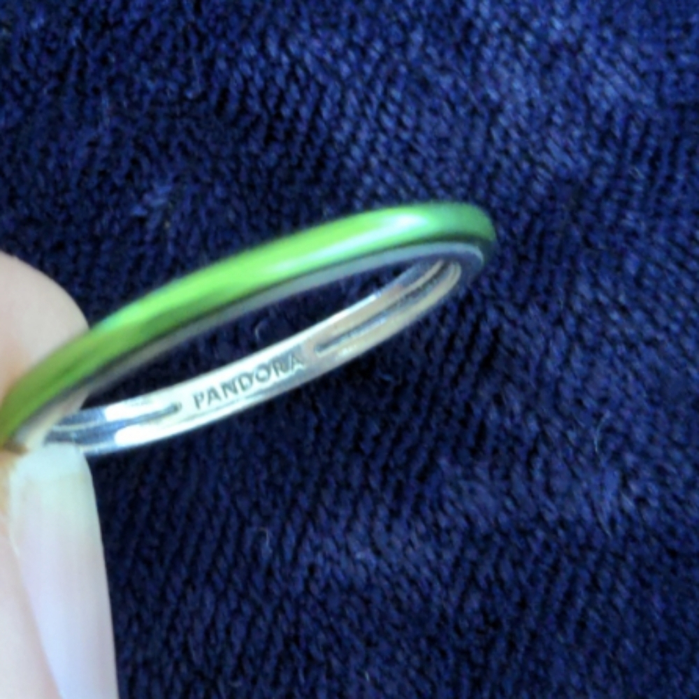 Size 7 Pandora Stackable Band Ring In Irish Green, New In Box - Picture 5 of 8